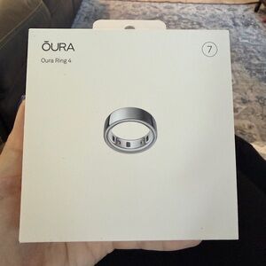 Oura Ring 4 SILVER